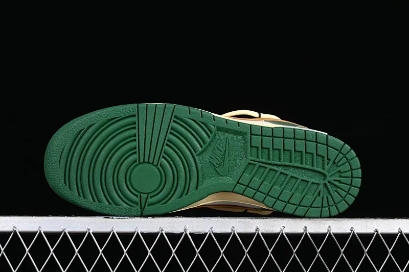 All Categories Nk SB Dunk Series Nk SB Dunk Low Low-top Sneakers Nk Dunk Low Panda Prank-Street Summer Graffiti Green Orange SB Strappy Low-top Casual Sneakers DD1391-300